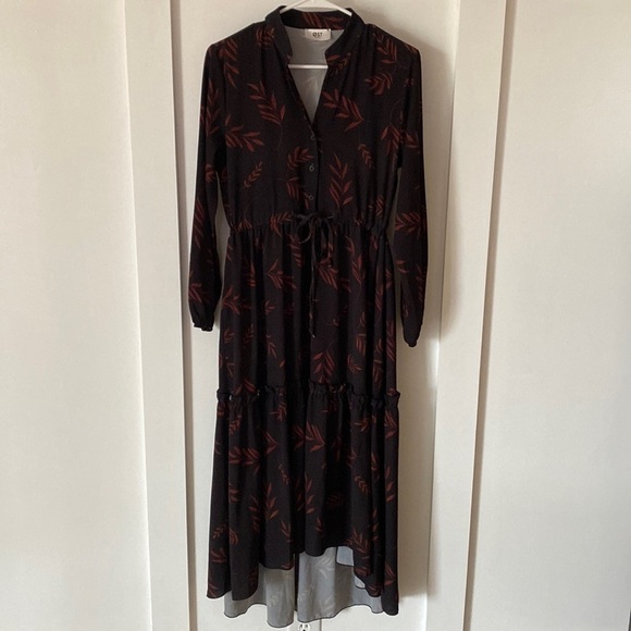 OST high-lo long sleeve dress